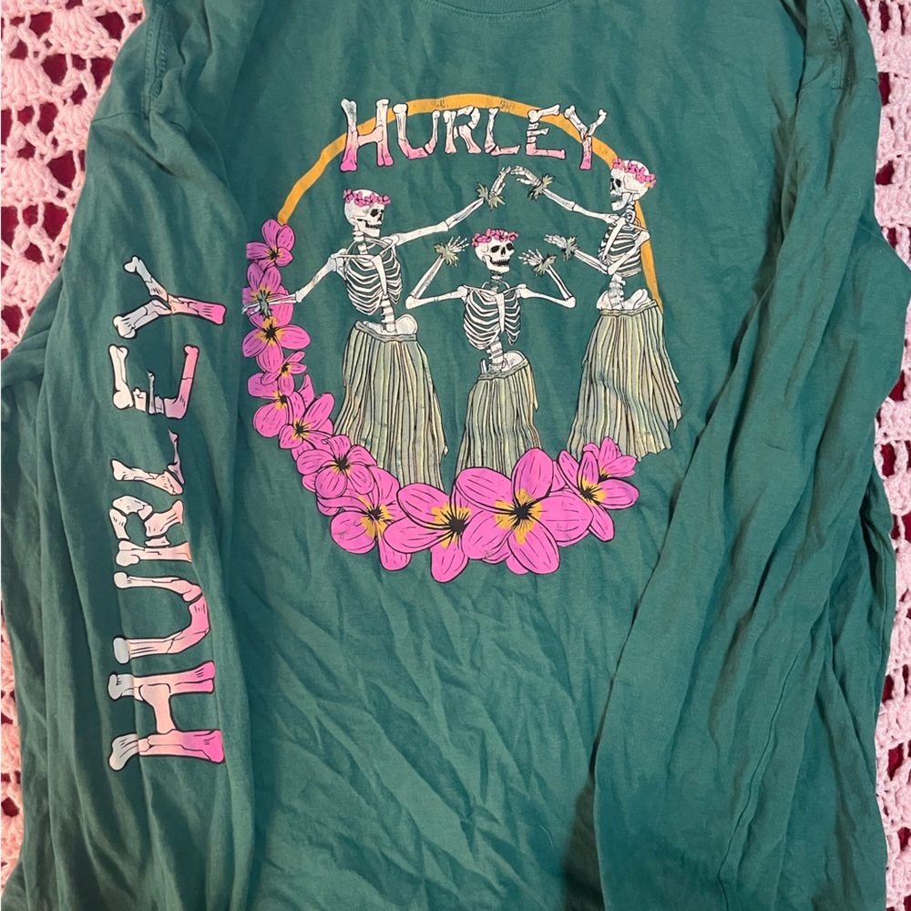 2 for 25 Like New Hurley Long Sleeve